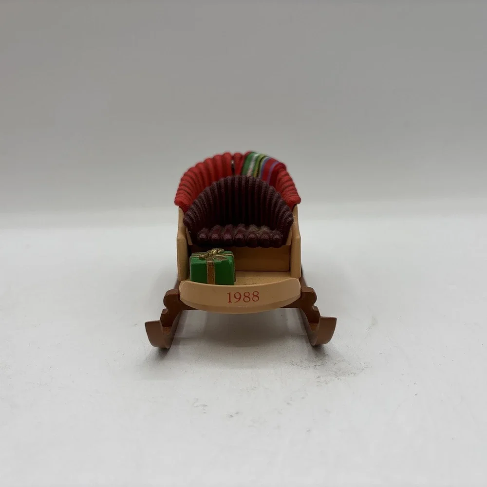 Hallmark Keepsake Ornament Collector's Club 1988 Sleighful Of Dreams Vintage EUC